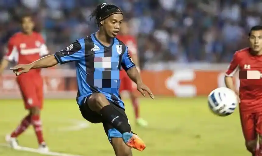 间的展览中 间的展览中