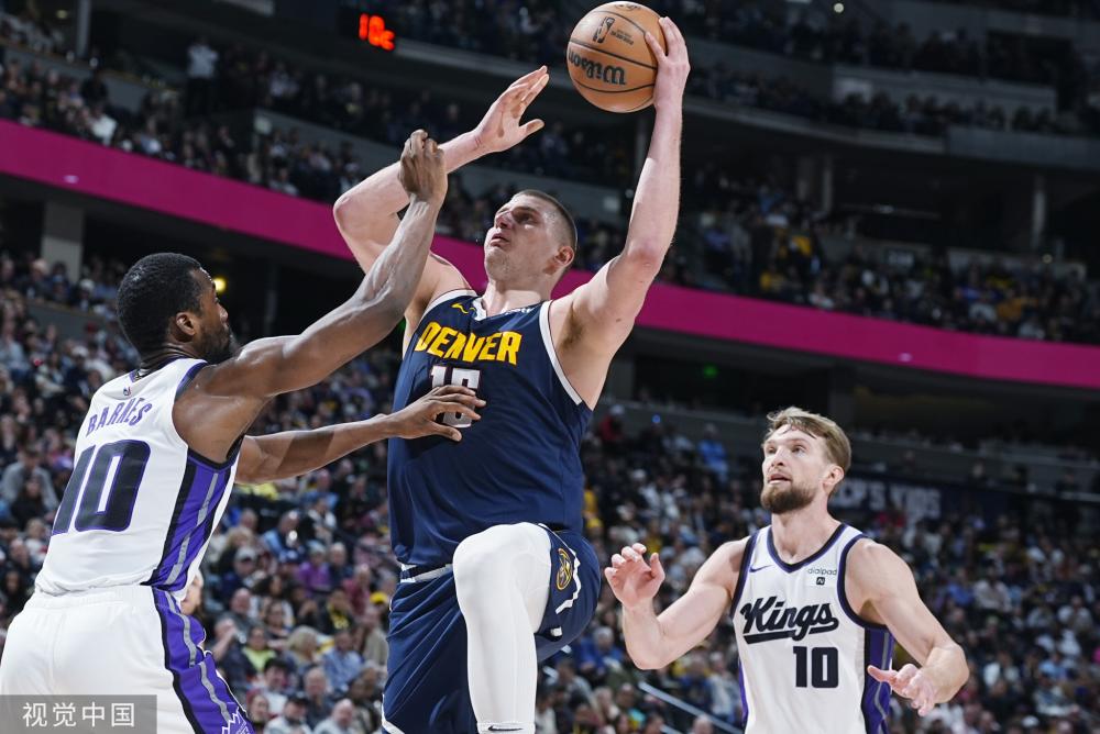 表现出色 表现出色